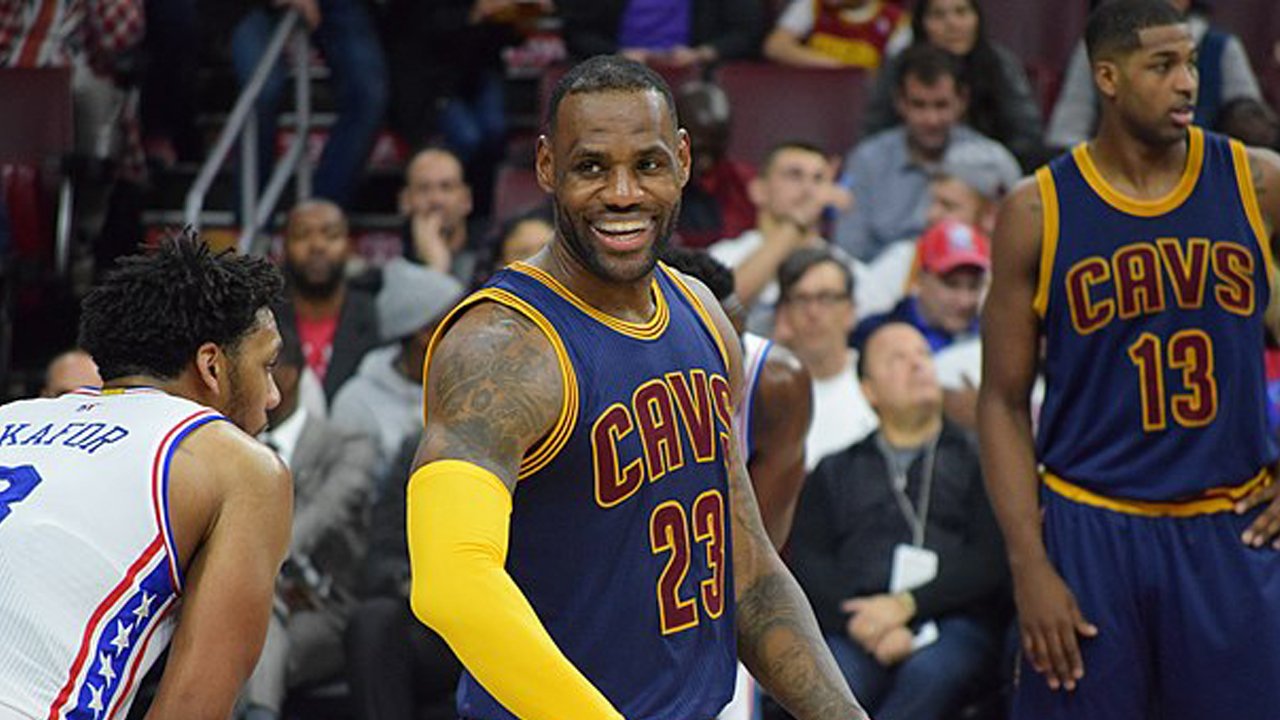 LeBron James’ Quiting Social Media After Sharing Post About “Negativity” Leaves Fans Blaming Bronny