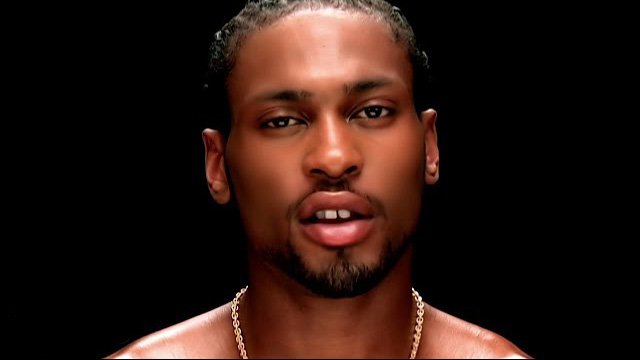 R&B singer D’Angelo
