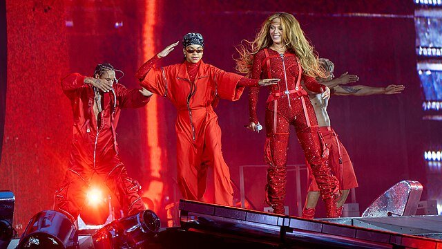 Beyoncé_-_Tottenham_Hotspur_Stadium_-_1st_June_2023_(61_of_118)_(52945302132)